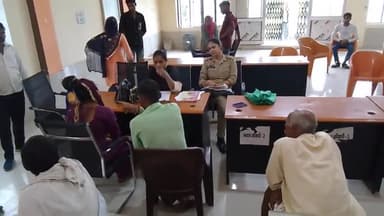 आंवला: आंवला नगर पालिका परिषद के सभागार में लगाया गया परामर्श केंद्र, आए 17 प्रार्थना पत्र