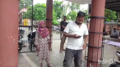 हाथरस: जिला अस्पताल बना बाइक चोरों के लिए सेफ जोन लगातार घटनाओं को दे रहे अंजाम तीमारदार की बिक्की हुई चोरी अस्पताल चौकी मूक बन