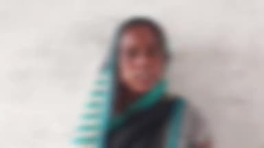 पीलीभीत: कोतवाली क्षेत्र के गांव में महिला को निर्वस्त्र कर दुष्कर्म प्रयास मामले में एसपी से की शिकायत