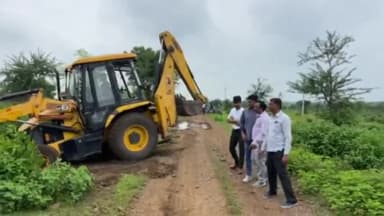 सुनेल: कुंडला प्रताप में 100 बीघा चारागाह भूमि से हटाया गया अतिक्रमण