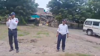 गुलाना: परिवहन विभाग की टीम ने अकोदिया में की स्कूल वाहनों की जांच, दो वाहनों को किया ज़ब्त