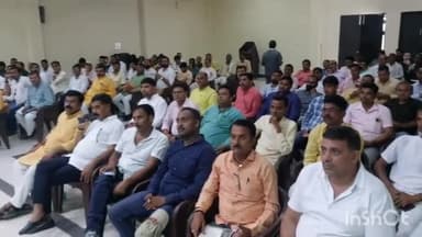 मैनपुरी: BJP के जिला प्रभारी अनिल चौधरी पहुंचे मैनपुरी, कहा- सपा भय दिखाकर बूथ कैप्चरिंग करके जीतती आई है चुनाव