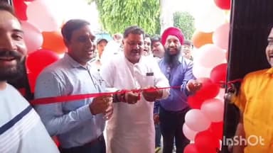 हाथरस: जिला अस्पताल के ब्लड बैंक में निस्वार्थ सेवा संस्थान द्वारा काकोरी कांड के शताब्दी वर्ष में हुआ  रक्तदान शिविर