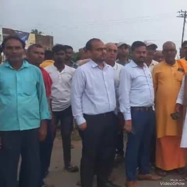 दिनारा: दिनारा में किसानों ने फसल जलमग्न होने के कारण एन एच 30 को किया जाम।