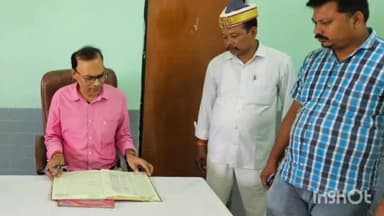 बलरामपुर: मुख्य चिकित्साधिकारी ने सामुदायिक स्वास्थ केंद्र का किया निरीक्षण 9कर्मचारी मिले अनुपस्थित सभी के वेतन रोकने का निर्देश