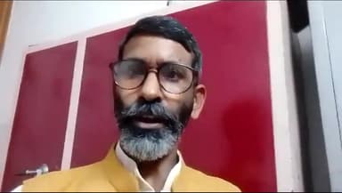 बाढ़ में क्षतिग्रस्त हुई सड़कें तत्काल सही कराने के केंद्रीय राज्यमंत्री ने दिए निर्देश किसान नेता देवस्वरूप पटेल ने कहा