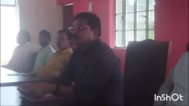 मड़िहान: राजगढ़ के किसान इंटर कॉलेज के प्रबंधक ने पूर्व प्रबंधक पर विद्यालय के विकास में अवरोध व जमीन हड़पने का लगाया आरोप