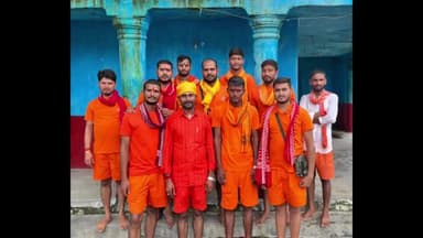 पांकी: कावारियों का जाता4 मझौली से देवघर के लिए हुआ रवाना हर-हर महादेव बोल बम किनारो से गूंज उठा देवघर