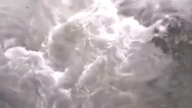 अंबाजोगाई: अप्पर मांजरा धरण ओव्हर फ्लो; नागरिकांनी खबरदारी घेण्याचे पाटबंधारे विभागाचे अभियंता निकम यांचे आवाहन