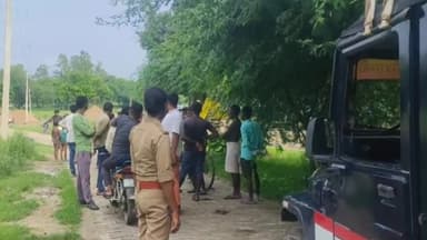 सिराथू: धुमाई रेलवे फाटक के पास ट्रेन से कटकर एक युवती की हुई मौत