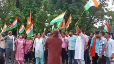 पूर्णागिरि: बनबसा में भाजपा कार्यकर्ताओं ने नगर और ग्रामीण क्षेत्र में हर घर तिरंगा अभियान के तहत निकाली तिरंगा यात्रा