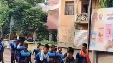 परळी: वैद्यनाथ मंदिरात हिंगोली ते परळी पायी कापड यात्रा उत्सव उत्साहात संपन्न