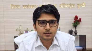 बूंदी: जिला कलेक्टर अक्षय गोदारा ने ने बरसात के मौसम में आमजन को विशेष सावधानी बरतने की अपील की