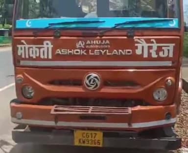 कोंडागांव: NH-30 जुगानी पेट्रोल पंप के पास माजदा वाहन ने बाइक को मारी टक्कर, बाइक सवार आश्रम अधीक्षक की हुई मौत व दो बच्चे हुए घायल