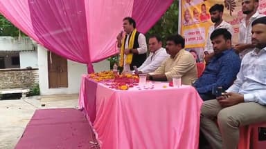 ग्वालियर में कल अहीर रेजिमेंट जन जागृति सम्मेलन कार्यक्रम में साथियों के साथ उपस्थित रहा !!