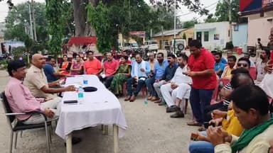 सुल्तानगंज: सुल्तानगंज थाना परिसर में बिसहरी पूजा को लेकर शांति समिति की हुई बैठक