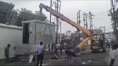 मेरठ: पब्लिक एप इंपैक्ट, लिसाड़ी गेट थाना क्षेत्र के विकासपुरी में पानी की सप्लाई देने वाली लाइन का कार्य शुरू