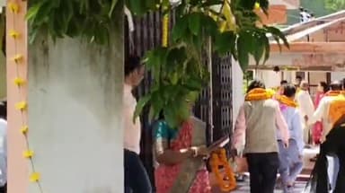 राजगढ़ी: उपराडी गांव में आयोजित नवनिर्मित बाबा बौख नाग देवता मंदिर प्राण प्रतिष्ठा में भाजपा प्रदेश अध्यक्ष ने की शिरकत