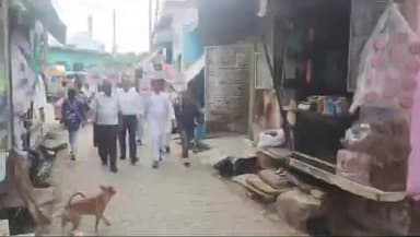 हाथरस: नगर पंचायत मेंडू अध्यक्ष ने प्रदेश नेतृत्व के आवाहन पर विभाजन विभीषिका स्मृति दिवस पर हाथों में तख्ती लेकर निकाली रैली