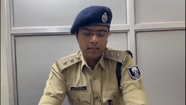 मोतिहारी: पकड़िदयाल क्षेत्र में पिकअप चालक ने युवक व भैंस को मारी टक्कर, ग्रामीणों ने चालक को बांधा; एएसपी सदर-1 ने दी जानकारी