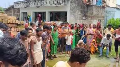 विभूतिपुर: विभूतिपुर के महथी दक्षिण में सर्पदंश से एक पांच वर्षीय बालक की हुई मौत, मचा कोहराम