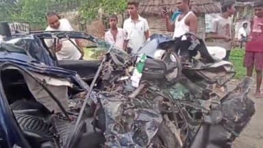 पचरुखी: बरहनी बाजार में सड़क दुर्घटना में तीन लोगों की हुई मौत, जांच में जुटी पुलिस