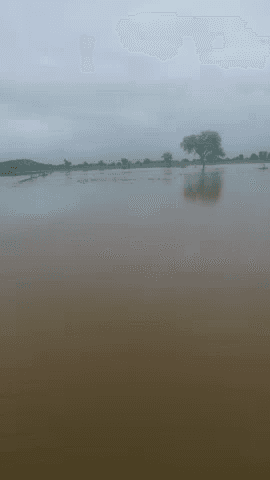 Hamare Gaon mahlpur Karachi upvas Tahsil mein