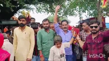 सिरोंज: दीपनाखेड़ा से करीला धाम मंदिर तक ग्रामीणों ने निकाली विशाल चुनरी यात्रा, सरपंच सहित बड़ी संख्या में श्रद्धालु हुए शामिल