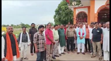 रैपुरा: कृष्ण जन्माष्टमी महोत्सव मनाने को  यादव समाज के लोगों ने बजरंग धाम मंदिर रैपुरा में की बैठक हुई संपन्न