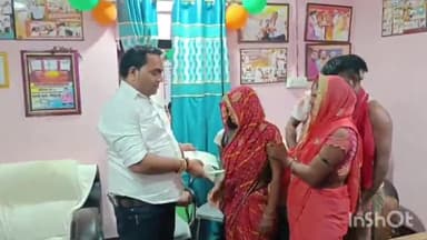 नावकोठी: बेंगलूरू में काम करने के दौरान नावकोठी वार्ड 1 के मजदूर की हुई मौत,आश्रित को मुखिया ने प्रदान किया सहायता राशि