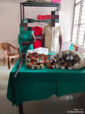 दिनारा: छनछुआ गांव से रक्षाबंधन पर पुलिस ने भाई बहन को देशी रायफल और शराब के साथ किया गिरफ्तार।