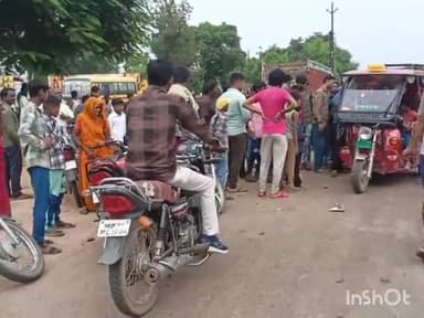 बल्देवगढ़: बल्देवगढ़ सरकारी अस्पताल के समीप अज्ञात बोलेरो चालक ने बाइक में मारी टक्कर, एक युवक हुआ घायल