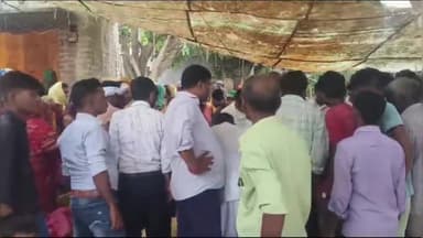 आंवला: आंवला तहसील क्षेत्र के डरुआपुर में जहरीले कीड़े के काटने से खेत पर पानी लगा रहे किसान की मौत