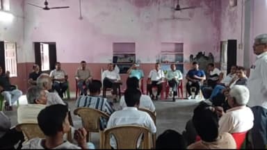 बूंदी: रेगर पंचायत भवन बाहरली में बून्दी जिला बंद के समर्थन में एससी एसटी समाज की बैठक सम्पन्न