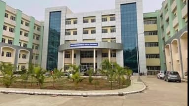 कटकमदाग: अब एंबुलेंस से हास्टल तक जाएंगी महिला डाक्टर
कोलकाता की घटना के बाद शेख भिखारी मेडिकल कालेज अस्पताल मैं बढ़ाई गई सुरक्षा