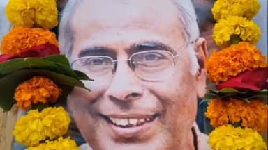 परळी: डॉक्टर दाभोळकर स्मृतिदिनानिमित्त परळीच्या जिजामाता उद्यानात अभिवादन करण्यात आले