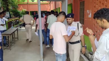 सासाराम: बिहार पुलिस के लिखित परीक्षा कड़ी सुरक्षा के बिच समय अनुसार हुई शुर।