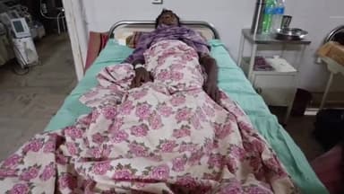 सिमडेगा: गिरजा टोली में वज्रपात की चपेट में आने से एक व्यक्ति की बिगड़ी हालत