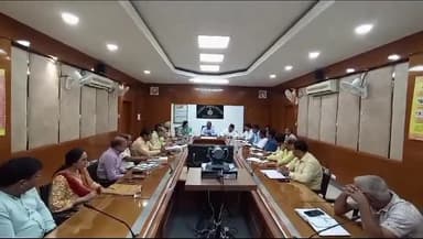 पंचकूला: उपायुक्त डाॅ यश गर्ग जिला सचिवालय में विधानसभा चुनाव-2024 के आयोजन को लेकर नोडल अधिकारियों की आयोजित बैठक की अध्यक्षता