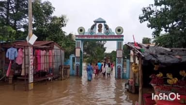 मड़िहान: राजगढ़ ब्लाक के कंपोजिट एवं कस्तूरबा आवासीय विद्यालय के परिसर में भरा पानी छात्र-छात्राओं को हो रही है परेशानी