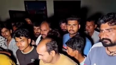 करनाल: गांव नली पार के खेतों में आपसी लड़ाई झगड़े में एक व्यक्ति की हुई मौत। पुलिस और एफएसएल की टीम पहुंची मौके पर।