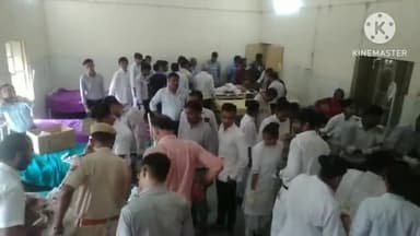 जालौर: जालौर शुक्रवार को एक प्राइवेट बस जवाई नदी में गिरी घायलों को पहुंचा ट्रामा सेंटर जालौर