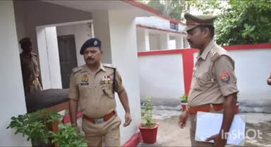 उरई: पुलिस अधीक्षक ने पुलिस लाइन में विभिन्न विभागों का किया निरीक्षण, दिए आवश्यक दिशा निर्देश