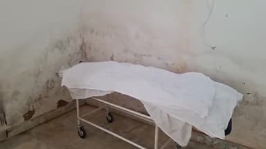 सिमडेगा: सिमडेगा के बरकोना निवासी व्यक्ति की बीमारी से हुई मौत ,डॉक्टर ने पोस्टमार्टम हेतु पुलिस को दी सूचना परिजन ने किया हंगामा