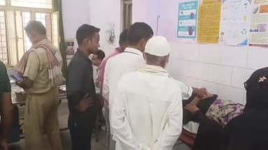 बीसलपुर: अहरोला गांव के पास बाइक से गिरकर एक महिला हुई घायल, अस्पताल में भर्ती