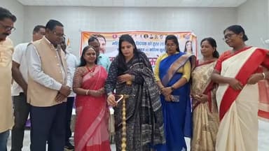 सिमडेगा: सिमडेगा महिला कांग्रेस की ओर से नगर भवन में नारी न्याय सम्मेलन का हुआ आयोजन, प्रदेश अध्यक्ष हुई शामिल