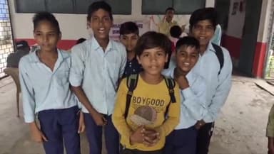 खातेगांव: ग्राम कुमनगांव के विद्यालय में पांच शिक्षक पदस्थ ग्रामीणों ने बनाया पंचनामा एक अतिथि शिक्षक के भरोसे चल रहा विद्यालय