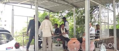 उरई: ग्राम हिम्मतपुरा में एक युवक ने अज्ञात कारणों के चलते फांसी लगाकर की आत्महत्या, मेडिकल कॉलेज में हुआ शव का पोस्टमार्टम