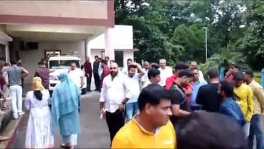 सिंगरौली: एनसीएल कर्मी की पत्नी ने छेड़छाड़ एवं मारपीट का मामला दर्ज करने की एसपी से की मांग