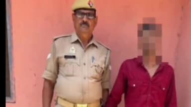 कसिया: सेवरही पुलिस ने दुष्कर्म के मामले में वांछित एक अभियुक्त को किया गिरफ्तार